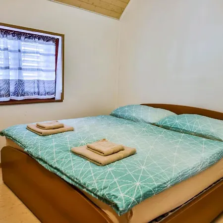 شقة Apartma Jakob 2 *