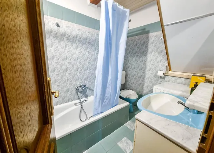 Apartma Jakob 2 شقة *